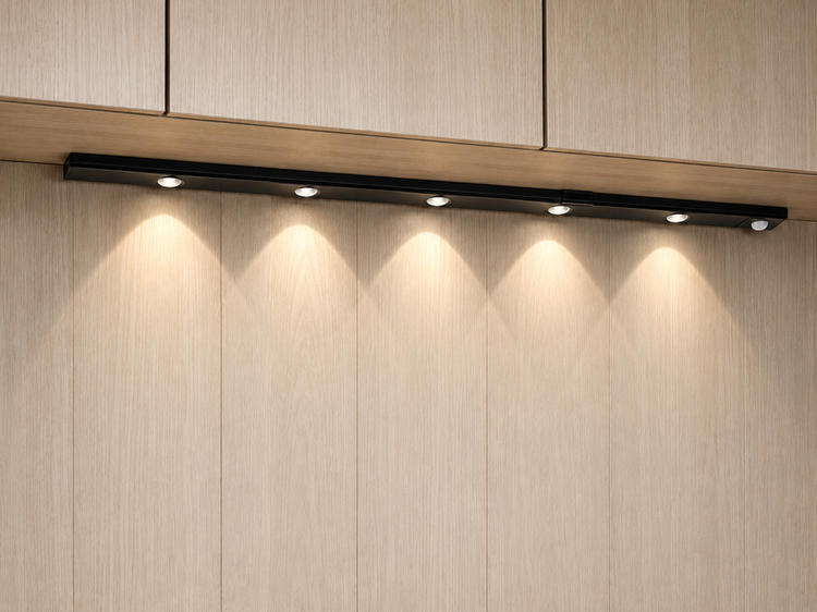 چراغ زیر کابینتی شارژی ۶۰ سانتیمتری سه حالته سنسوردار فتوسل | بدنه مشکی | سه رنگ نور | شارژ Type-C | نصب روکار